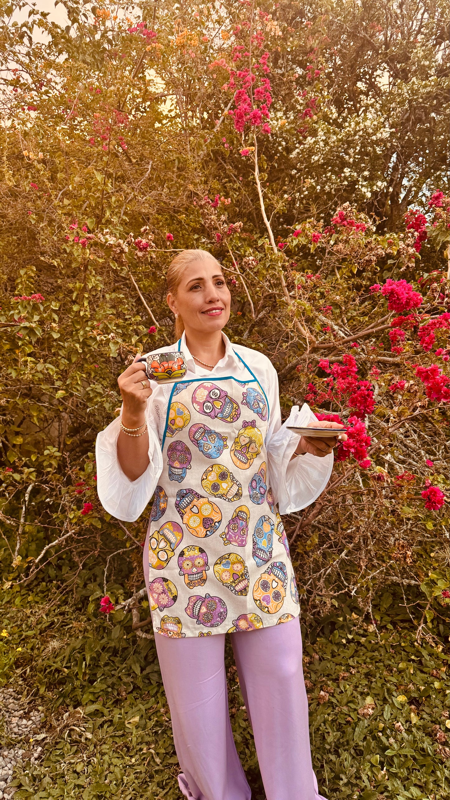 Delantal cráneos color pastel