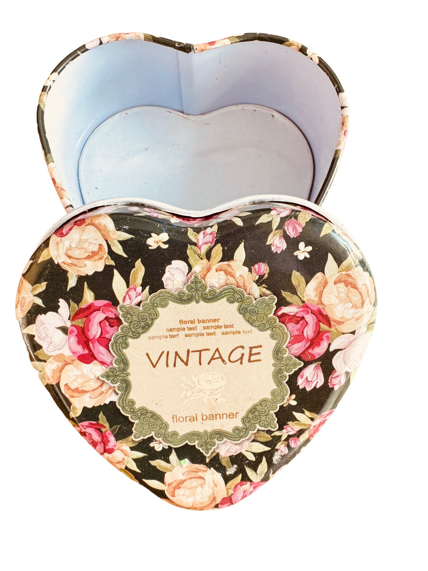 Corazón caja metálica decorada , medida 7 cm x 3/2
