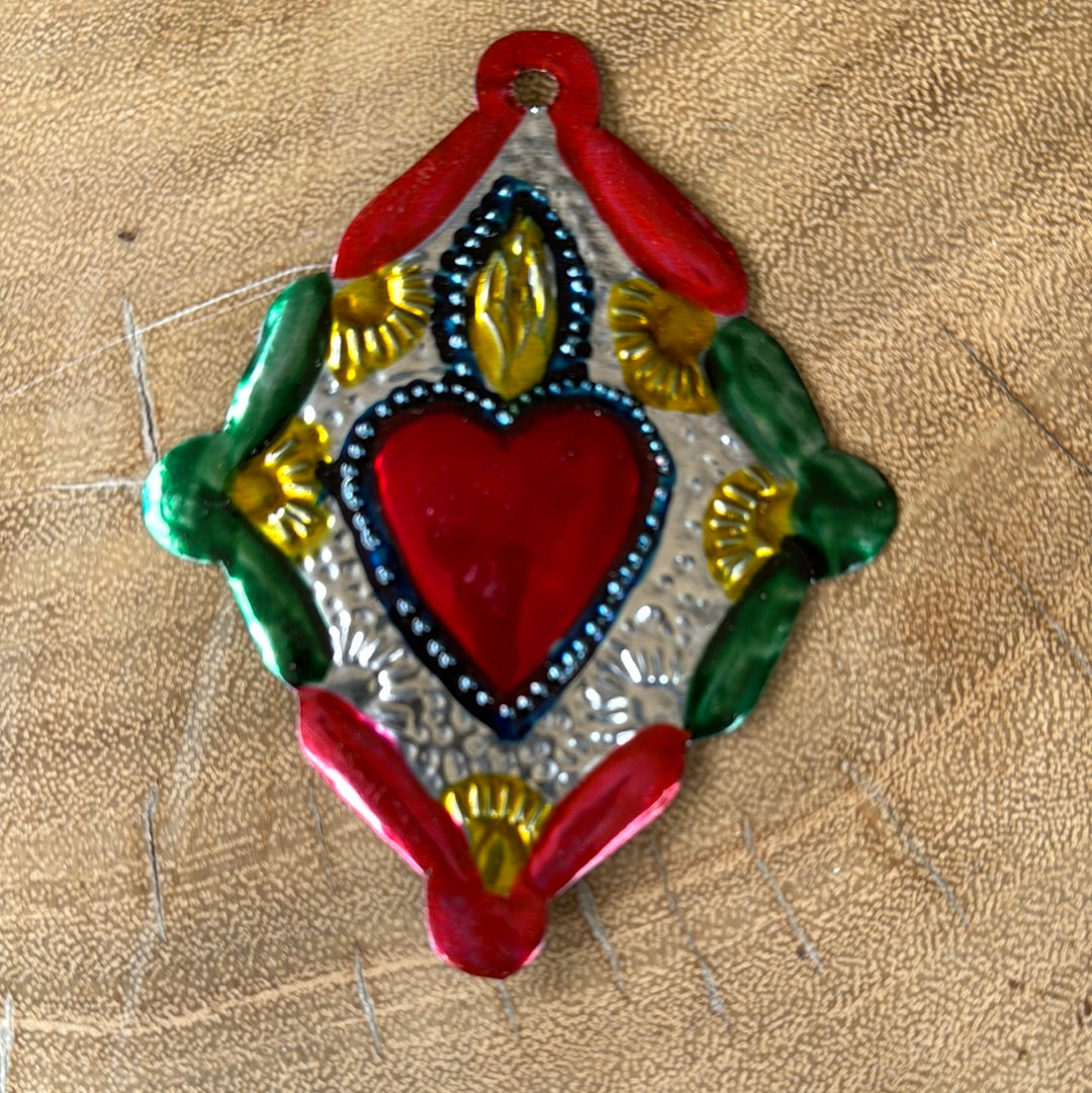 Corazón hojalata o latón