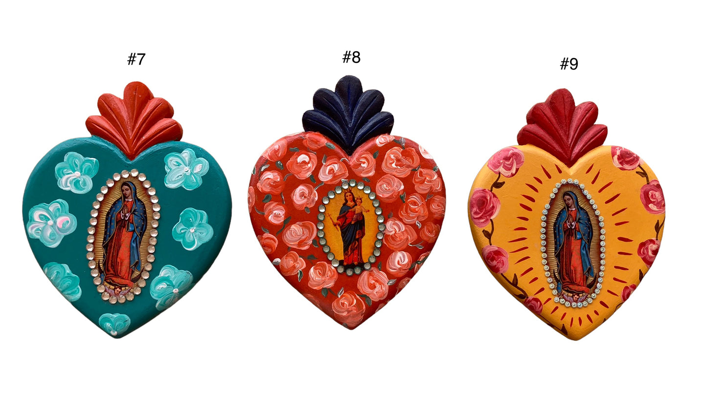 Corazón decoración madera con moño virgen Guadalupe