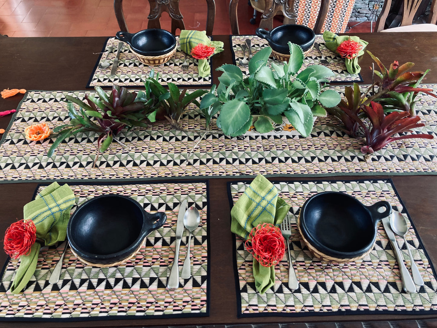 Juego Camino de mesa y individuales estera