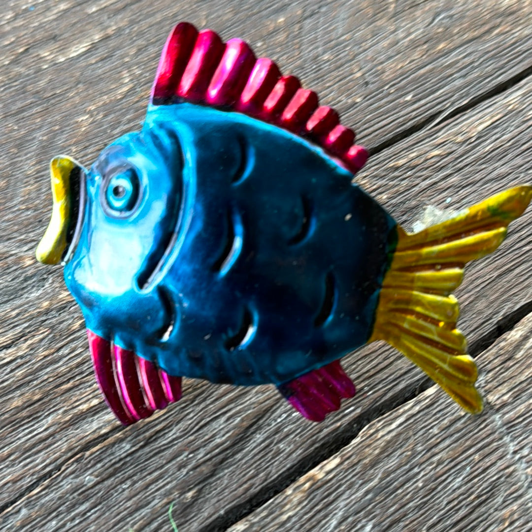 Servilletero latón pescado