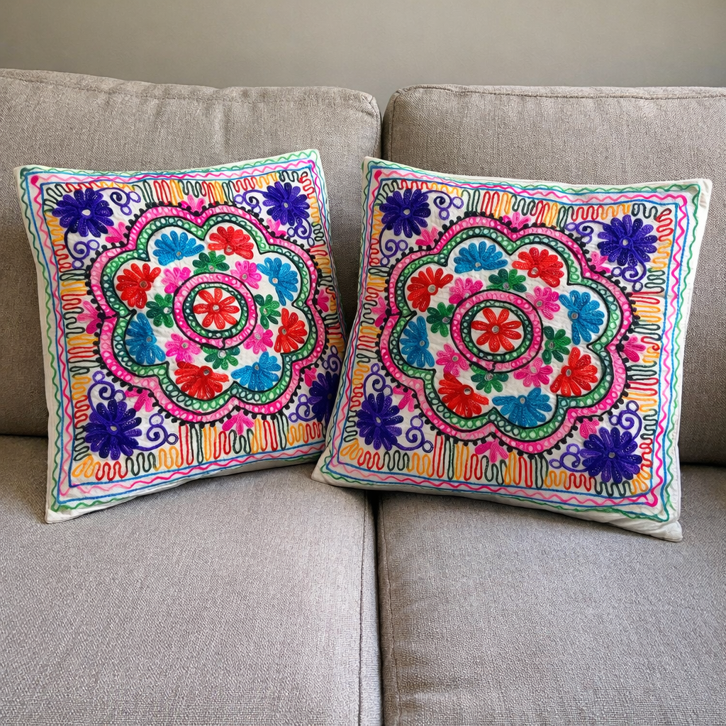 Cojín bordados