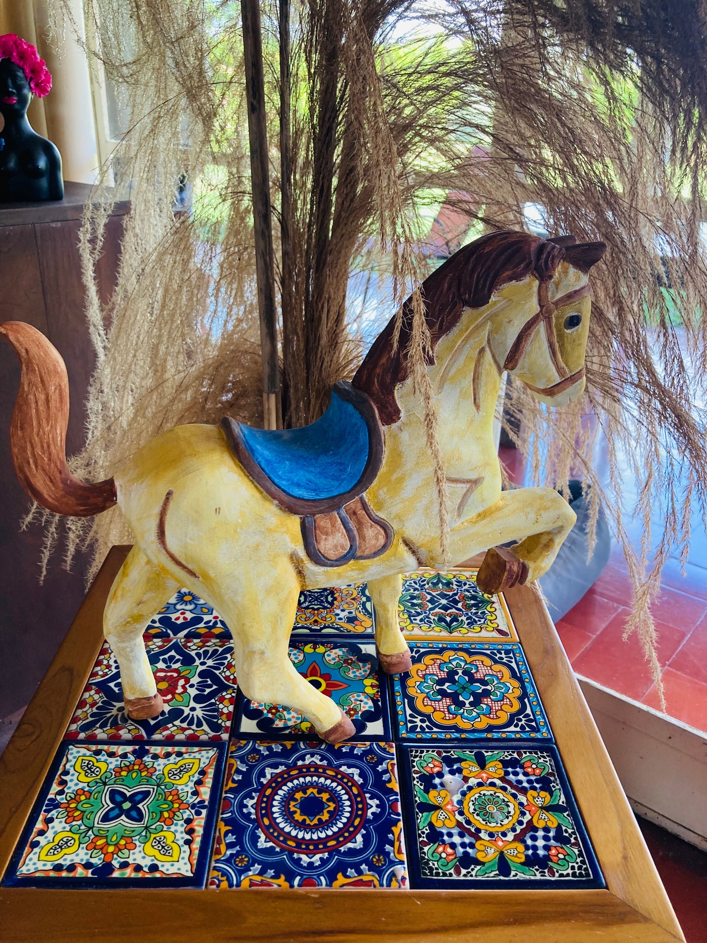 Caballo en madera