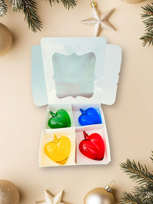 Caja por 4 corazones vidrio (navidad )
