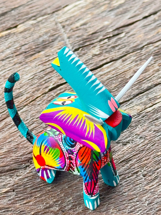 Alebrije elefante