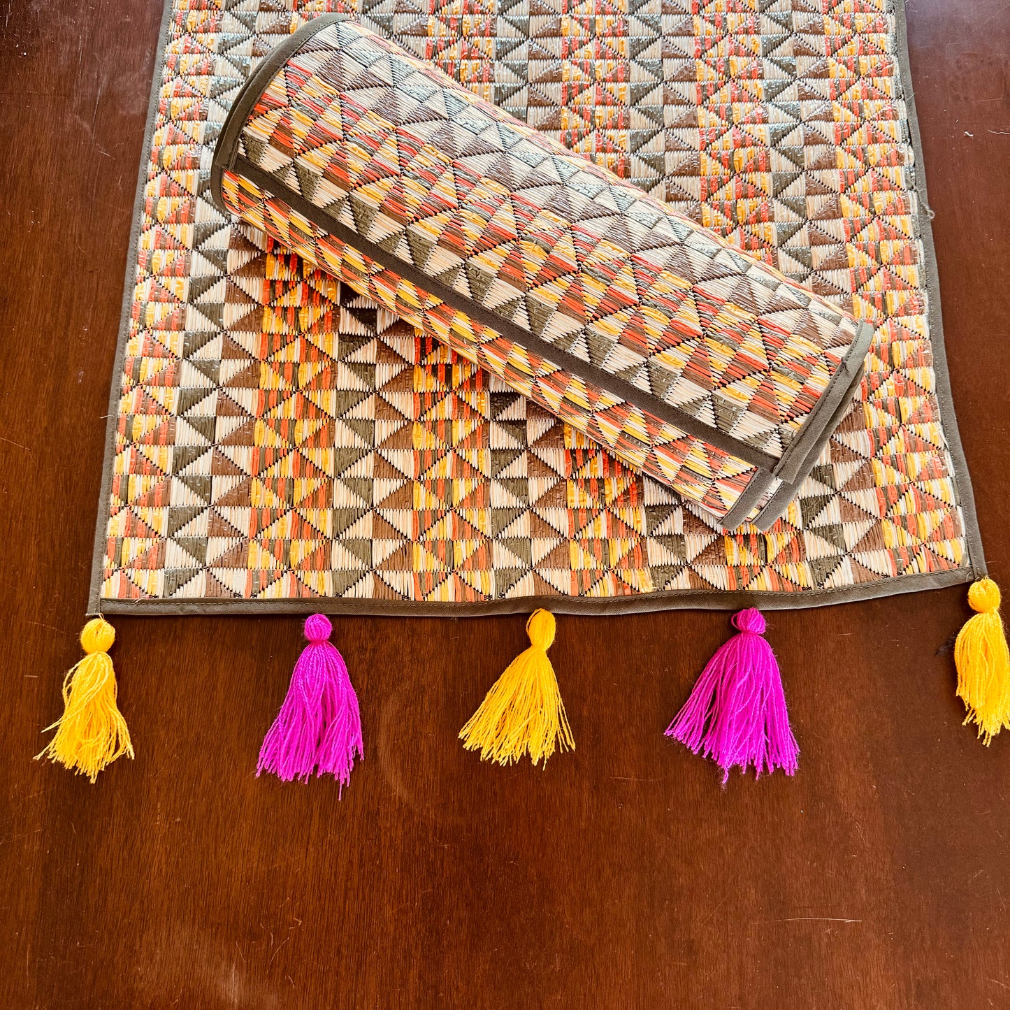 Juego camino de mesa y Individuales