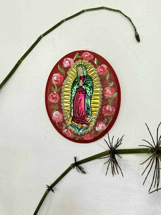 Virgen Guadalupe con imagen retablo madera con imagen metal