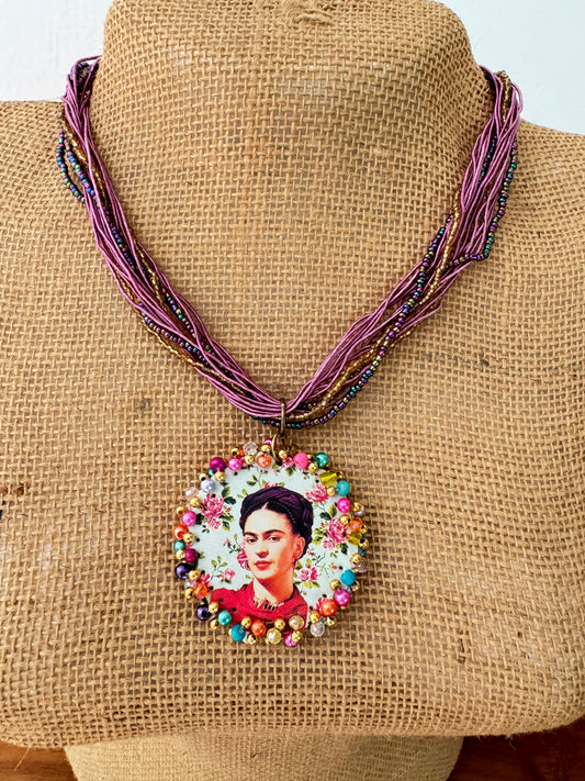 Collar Frida