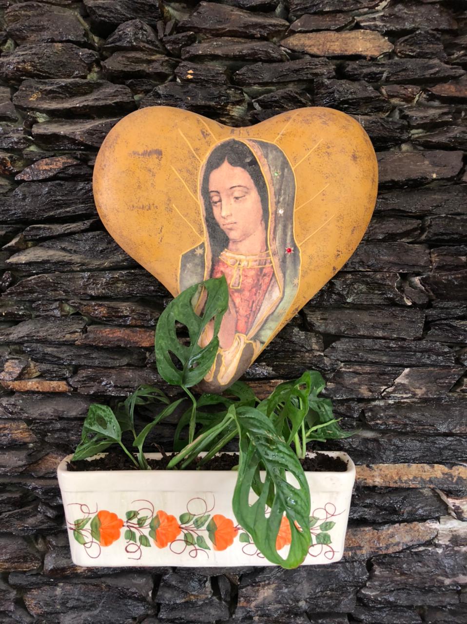 Virgen Guadalupe corazón cerámica