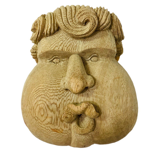 Arlequín en madera